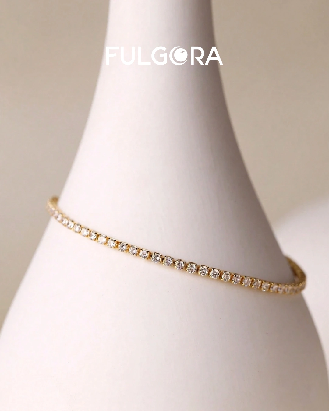 Pulsera de Tenis Minimalista - Oro y Circonitas Brillantes