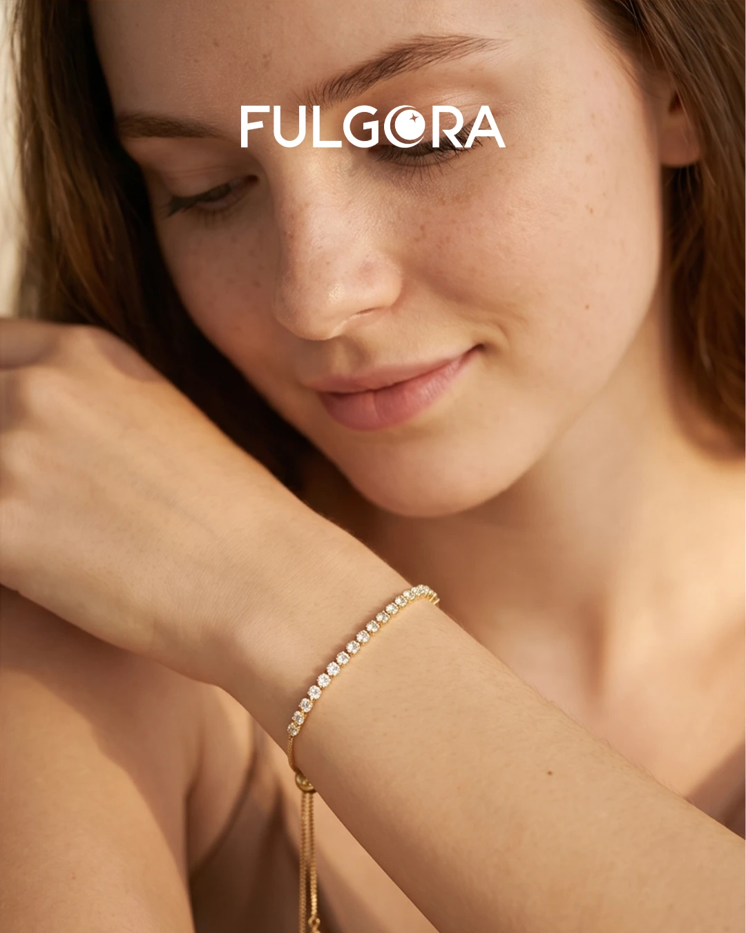 Pulsera de Tenis Minimalista - Oro y Circonitas Brillantes