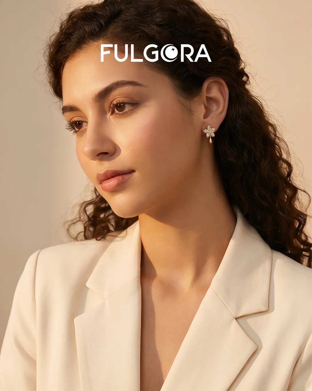 Pendientes Florales Gota de Agua - Oro y Circonitas