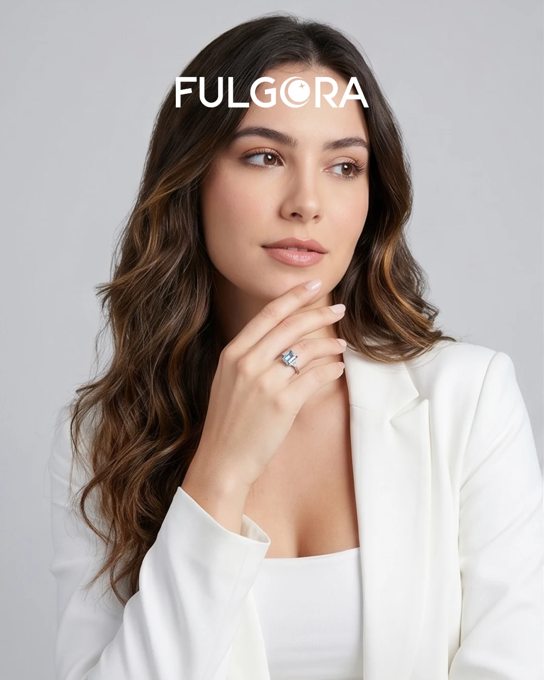 Anillo Minimalista Rectangular - Plata y Circonita Azul